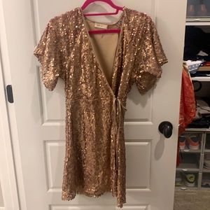 Glitter wrap dress- gold